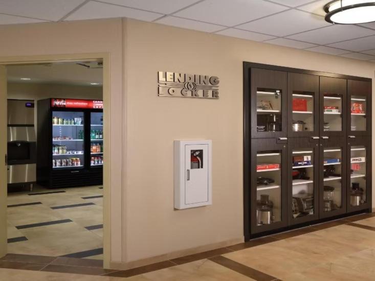 Candlewood Suites - Newark South - University Area By Ihg Luaran gambar